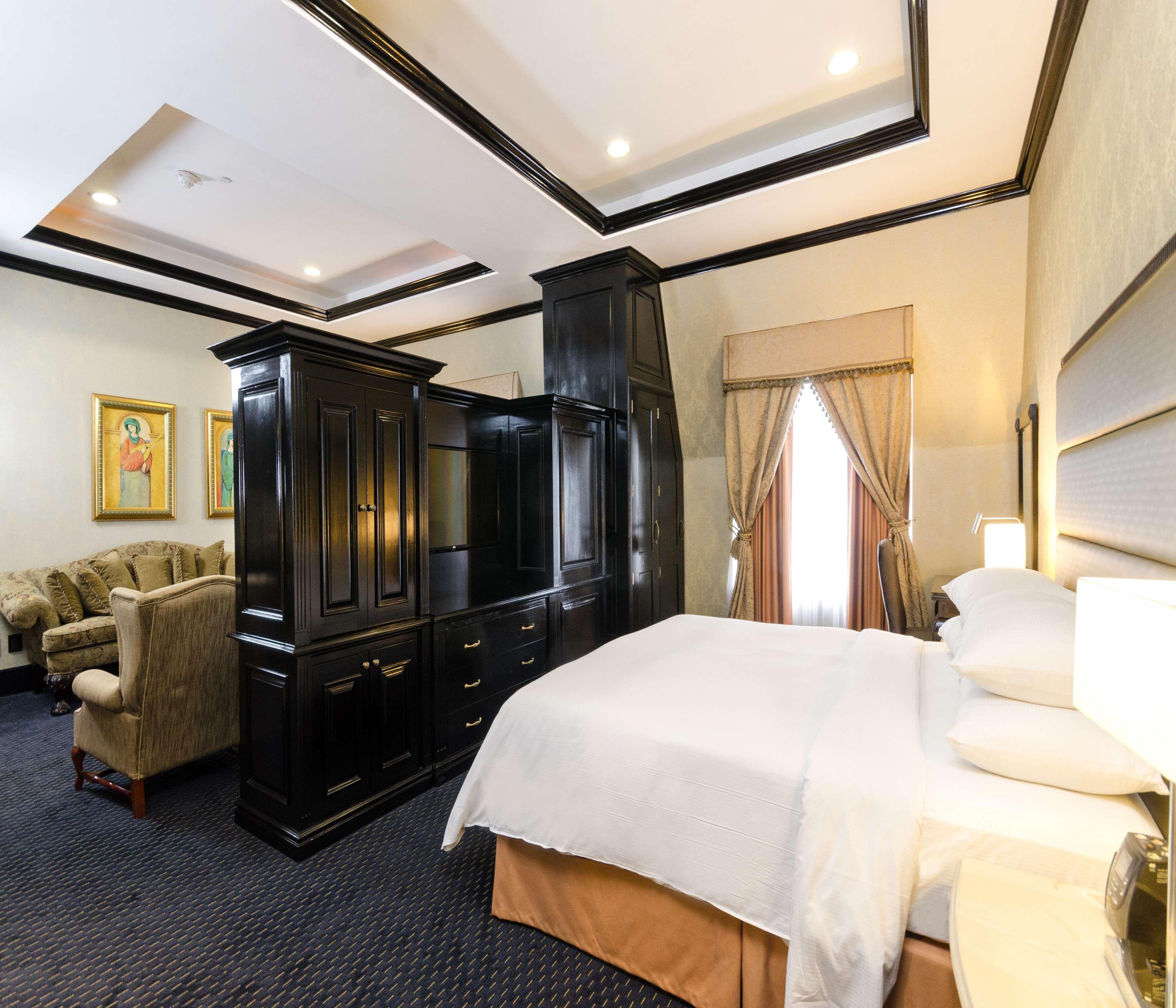 Hilton Princess סן פדרו סולה מראה חיצוני תמונה