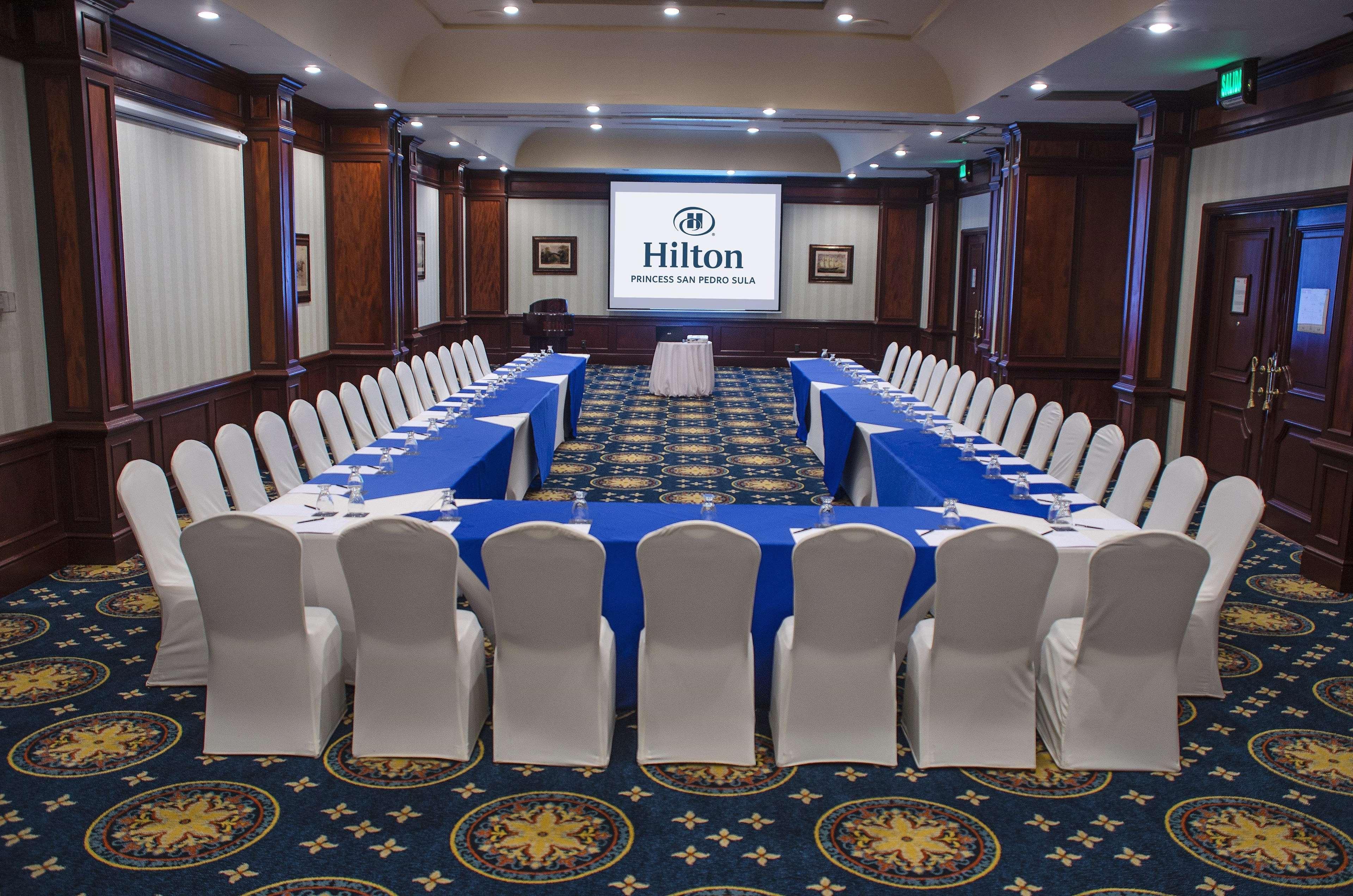 Hilton Princess סן פדרו סולה מראה חיצוני תמונה