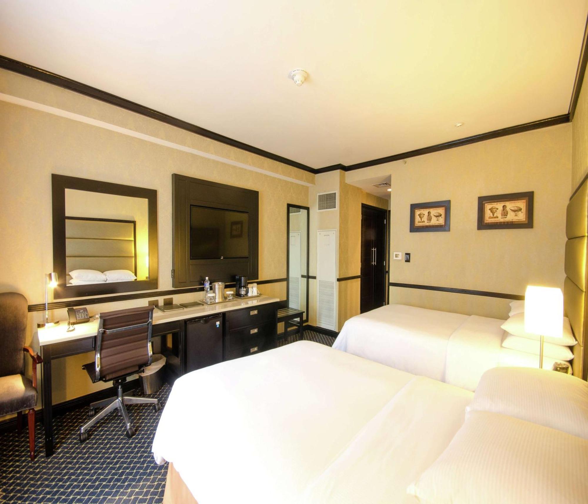Hilton Princess סן פדרו סולה מראה חיצוני תמונה