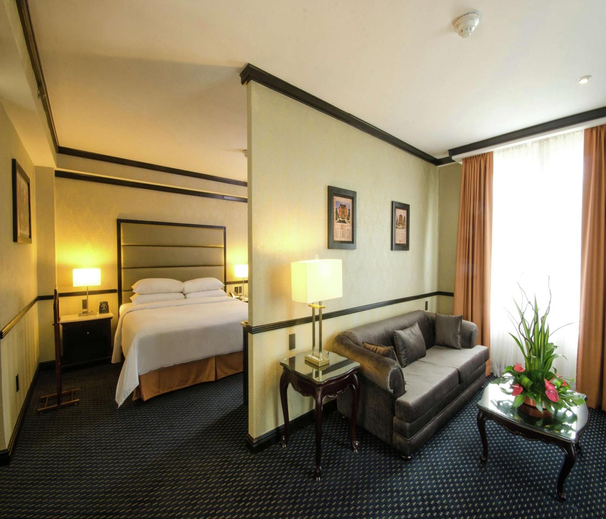 Hilton Princess סן פדרו סולה מראה חיצוני תמונה