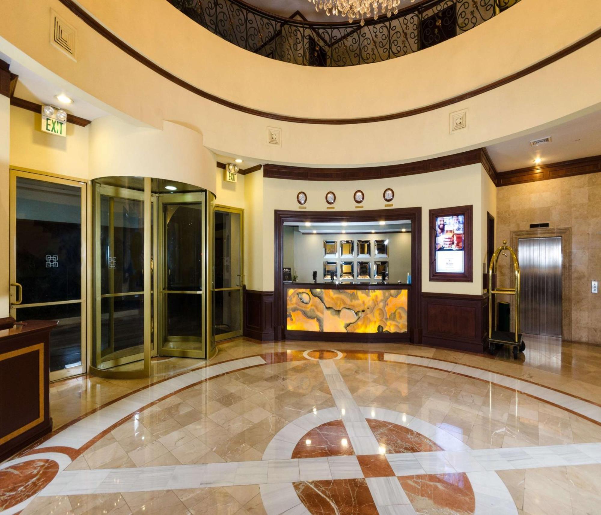 Hilton Princess סן פדרו סולה מראה חיצוני תמונה