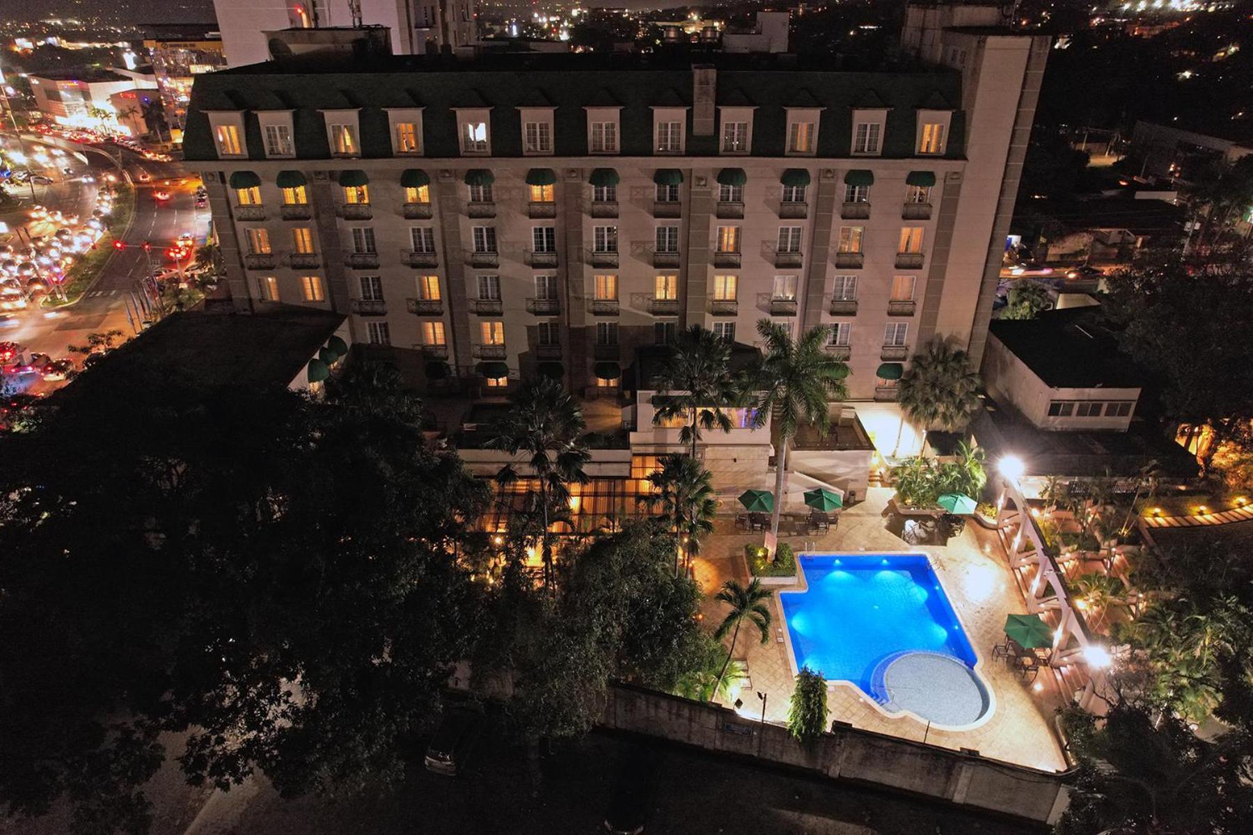 Hilton Princess סן פדרו סולה מראה חיצוני תמונה